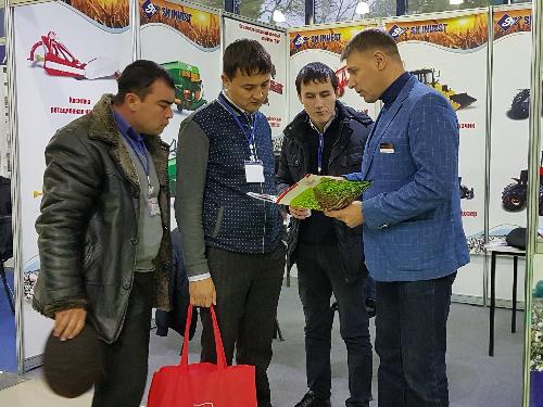 «ЛОЗОВСКИЕ МАШИНЫ» покоряют новый рынок – Республики Узбекистан «ЛОЗОВСКИЕ МАШИНЫ» покоряют новый рынок – Республики Узбекистан