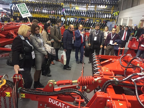 «ЛОЗОВСКИЕ МАШИНЫ» на Agritechnica-2017 (ВИДЕО)